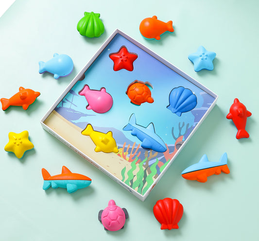 Ocean World Interlocking Crayons